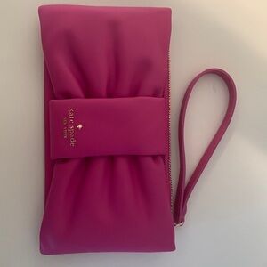 Kate Spade New York Mille Bow Medium Wristlet